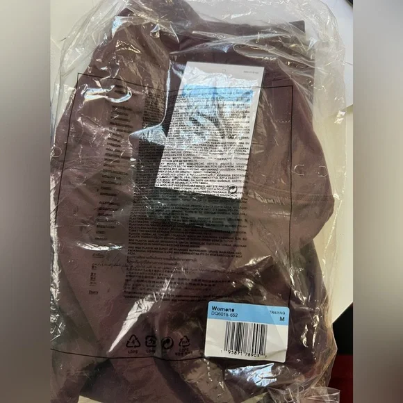 Nike Zenvy
Women's Gentle-Support High-Waisted Full-Length Leggings medium 8-10 - Picture 7 of 8